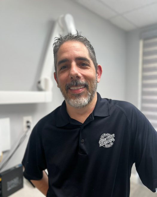 Patient smiling after treatment, photo 1